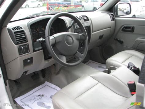 2006 Chevy Colorado Interior Features