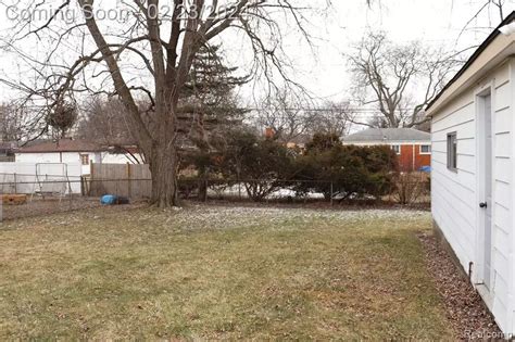 48088 Warren Mi