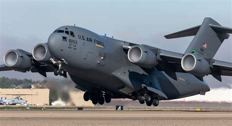 Benefits of the C-17 Military Transport Plane