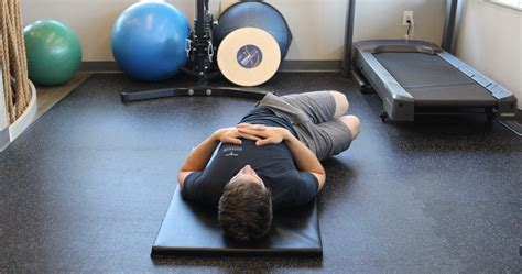 Drop-Knee Position