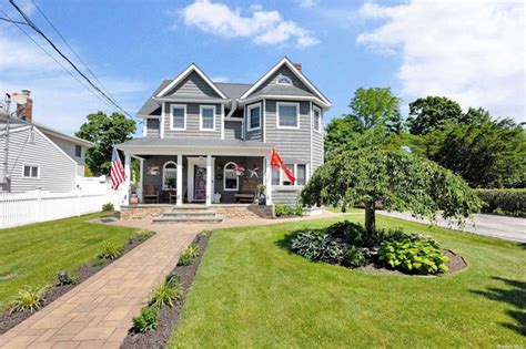Farmingdale New York Real Estate and Housing