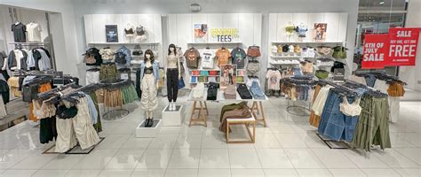 Forever 21 Store Directory