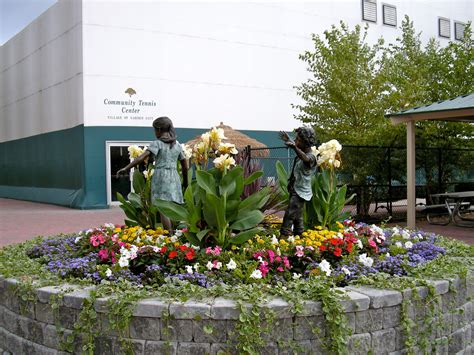 Garden City NY Community