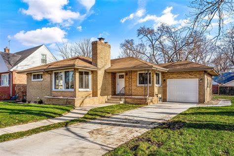 Lansing Community 60438