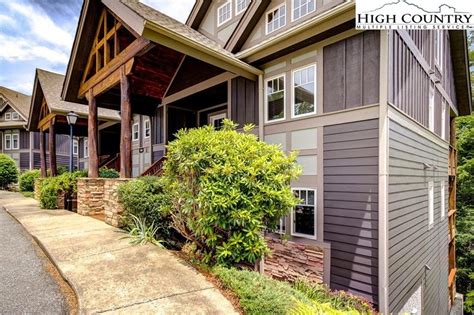Real Estate Housing 28607
