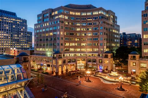 Reston Town Center Shopping
