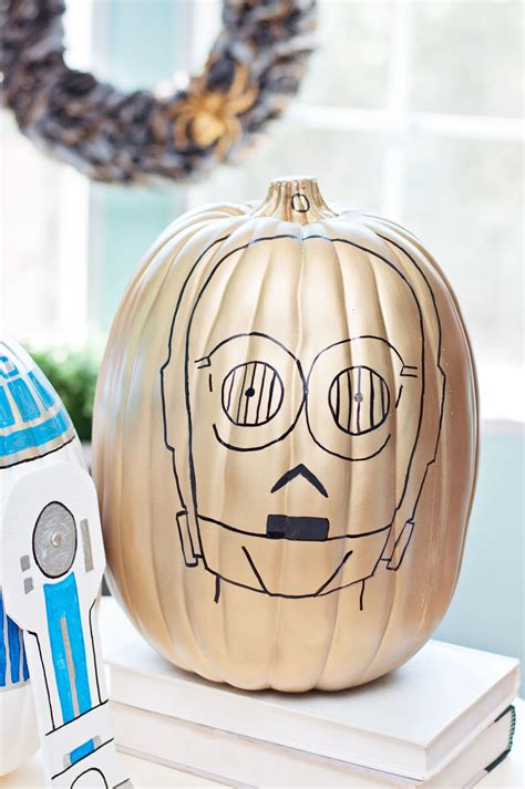 C-3PO Pumpkin Carving