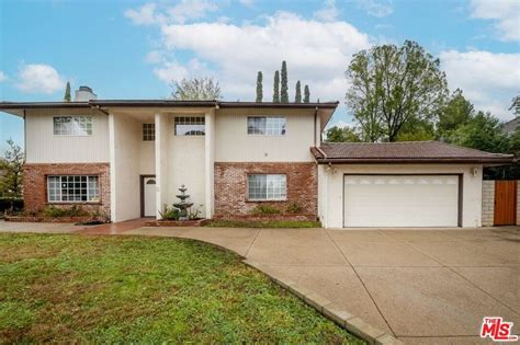 Granada Hills Real Estate