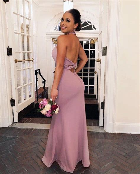 How to Wear Mauve