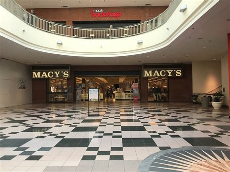Massapequa Mall
