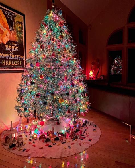 Vintage Glamour Tree